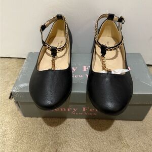 Henry Ferrera Black Chain Flats Size 9 NIB